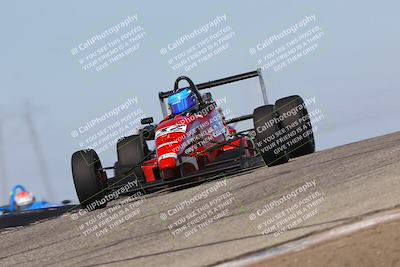 media/Oct-26-2025-CalClub SCCA (Sun) [[8ce1e69566]]/Group 3/Grapevine/